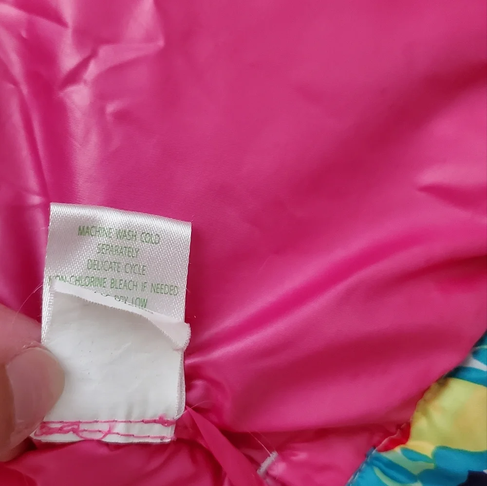 Lilly Pulitzer Mini Kate Puffer Jacket in Paradisio Resort White szXL (12-14)